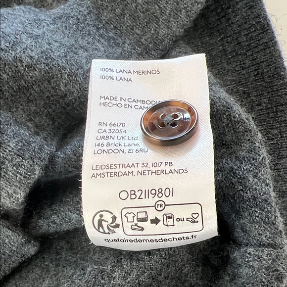 Anthropologie Pilcro merino wool Charcoal Gray Women's Button up cardigan sz L - Picture 8 of 8